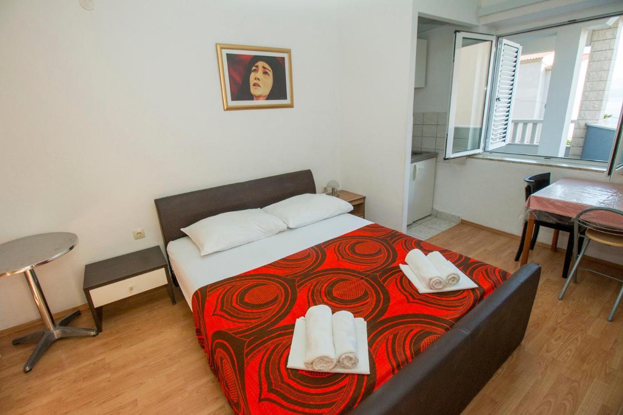Mrkonjic Branko & Marija Apartmani 오미스 외부 사진