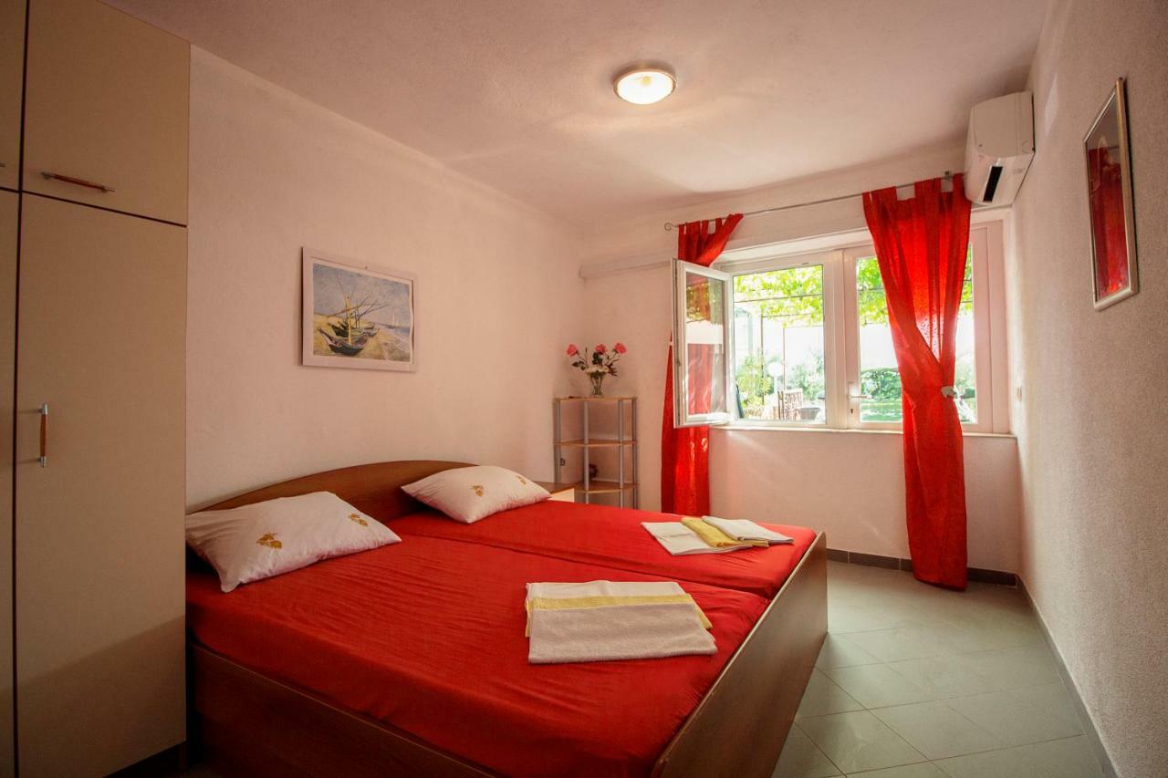 Mrkonjic Branko & Marija Apartmani 오미스 외부 사진