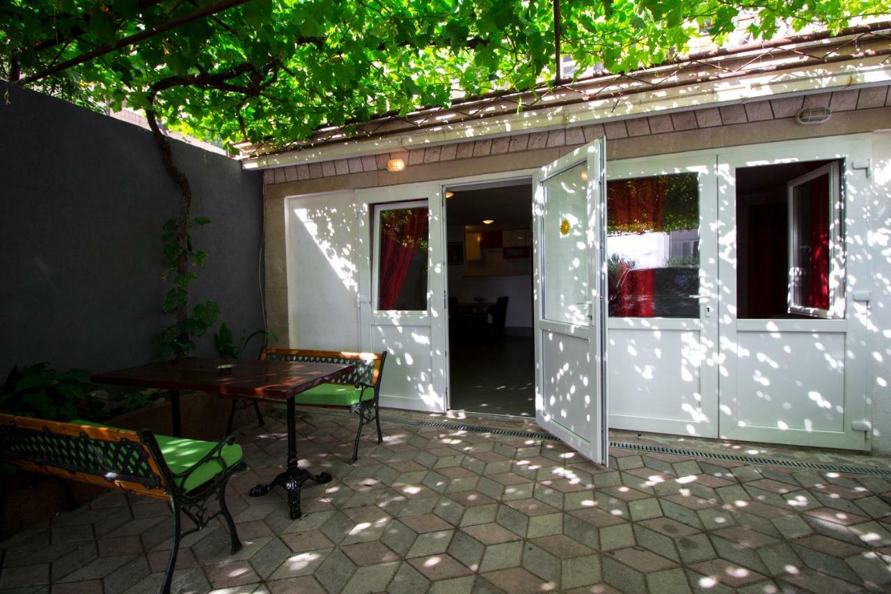 Mrkonjic Branko & Marija Apartmani 오미스 외부 사진