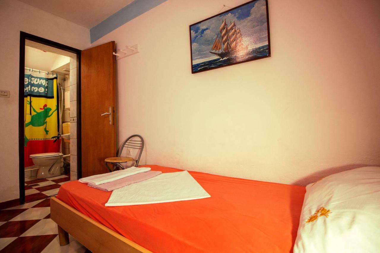Mrkonjic Branko & Marija Apartmani 오미스 외부 사진