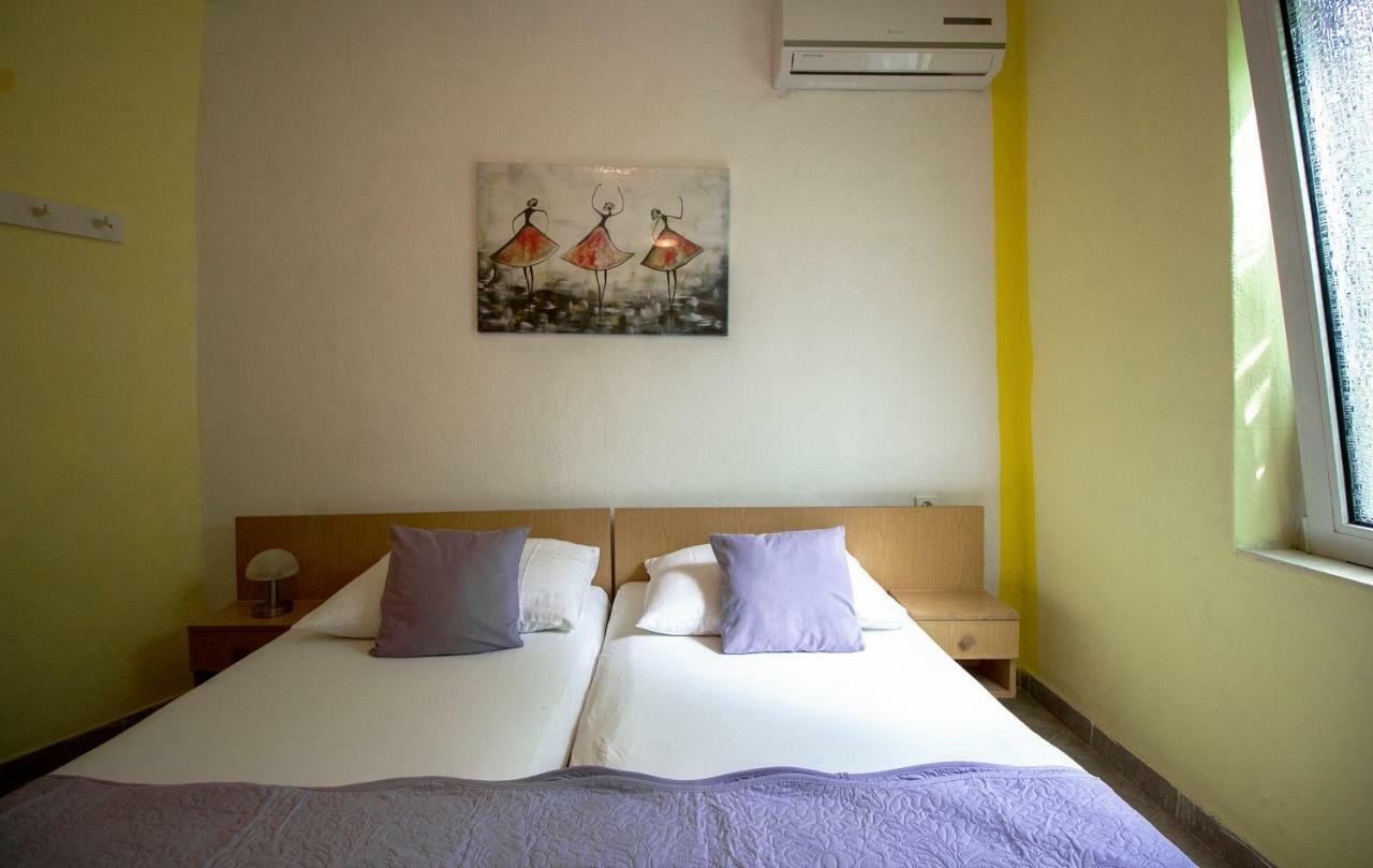 Mrkonjic Branko & Marija Apartmani 오미스 외부 사진