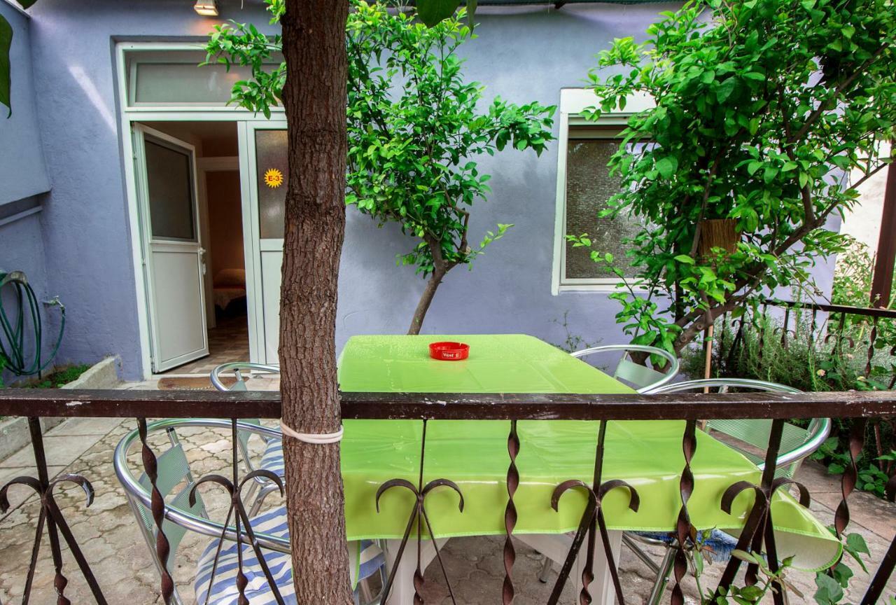 Mrkonjic Branko & Marija Apartmani 오미스 외부 사진