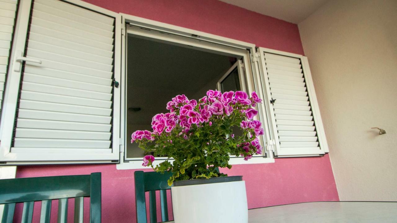 Mrkonjic Branko & Marija Apartmani 오미스 외부 사진